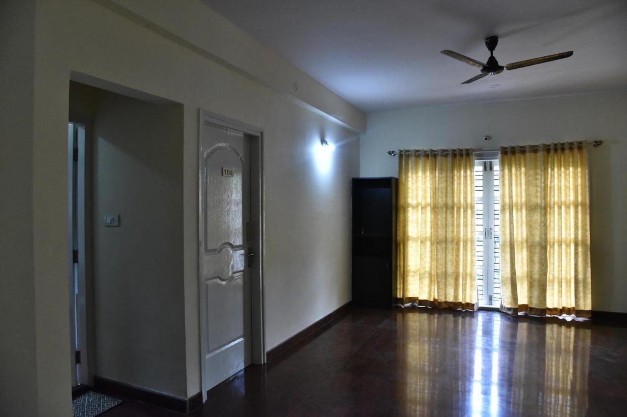 The Banjaara Suites Bangalore Bagian luar foto