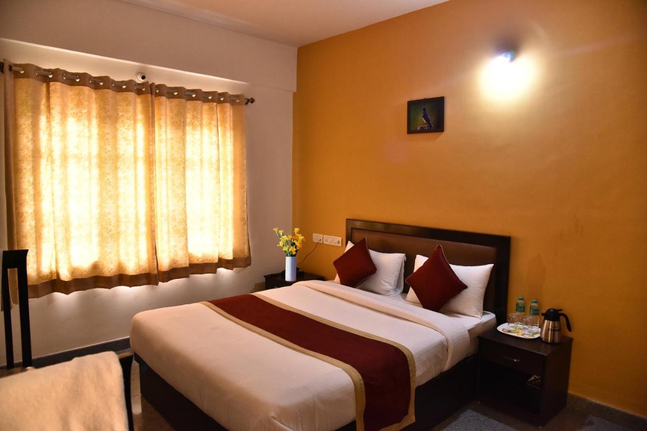 The Banjaara Suites Bangalore Bagian luar foto