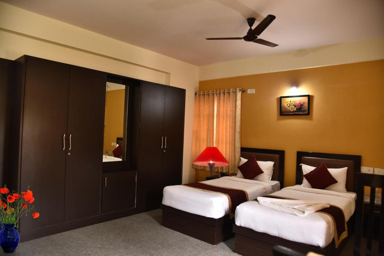 The Banjaara Suites Bangalore Bagian luar foto