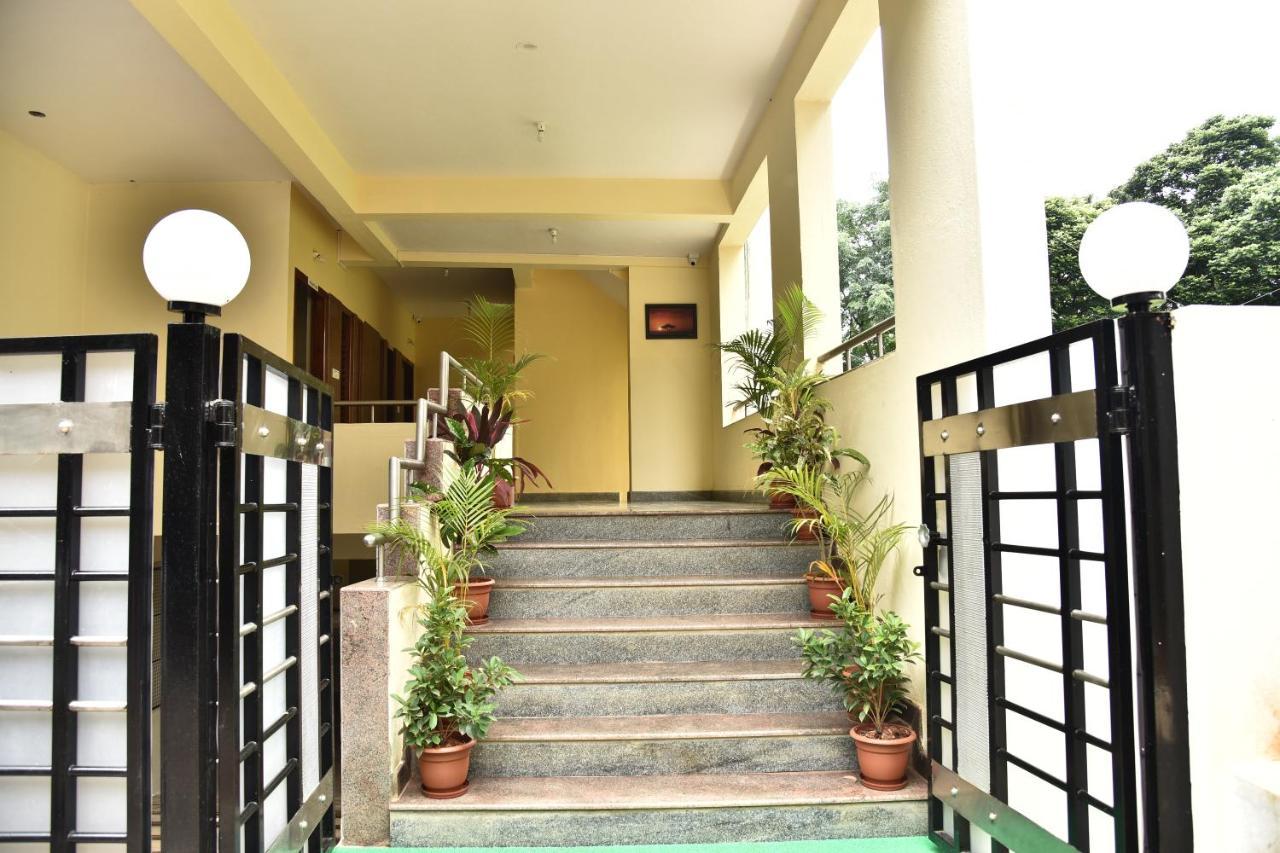 The Banjaara Suites Bangalore Bagian luar foto