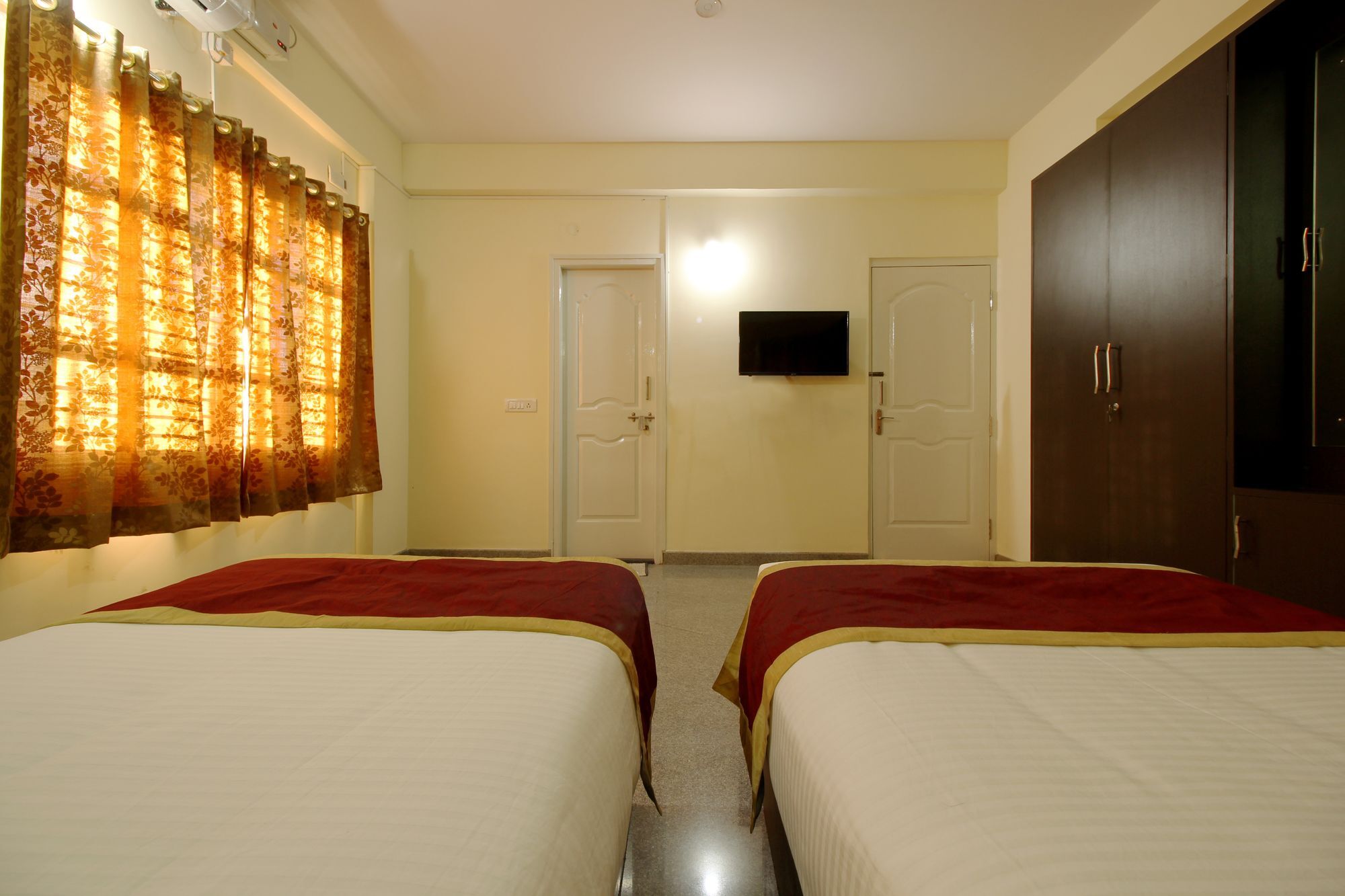 The Banjaara Suites Bangalore Bagian luar foto